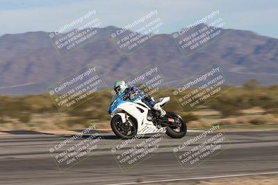 media/Jan-18-2026-CVMA (Sun) [[519f600f45]]/Race 16-Formula Middleweight/